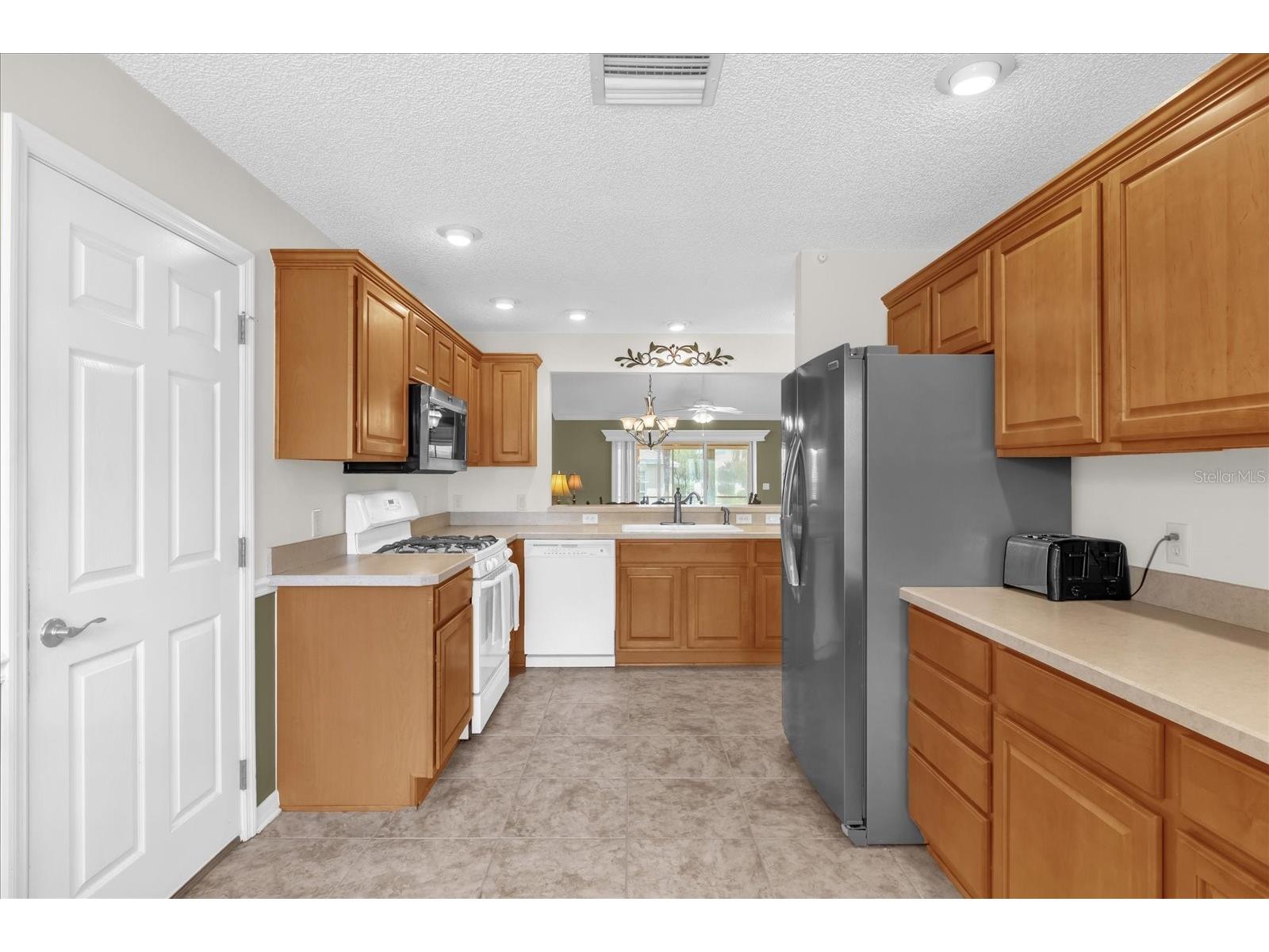 1479 Georgetown Avenue The Villages FL 32162 G5110429 image3