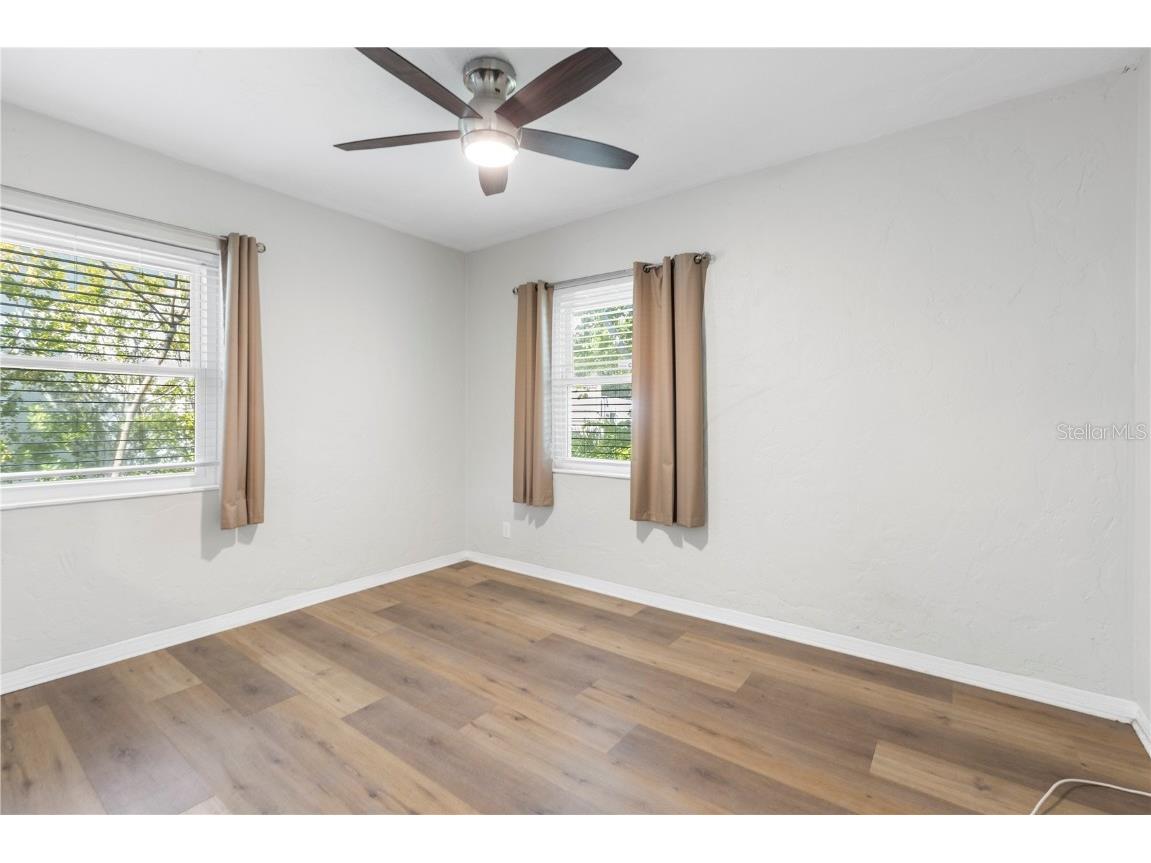 148 42nd Avenue NE Saint Petersburg FL 33703 TB8429370 image12