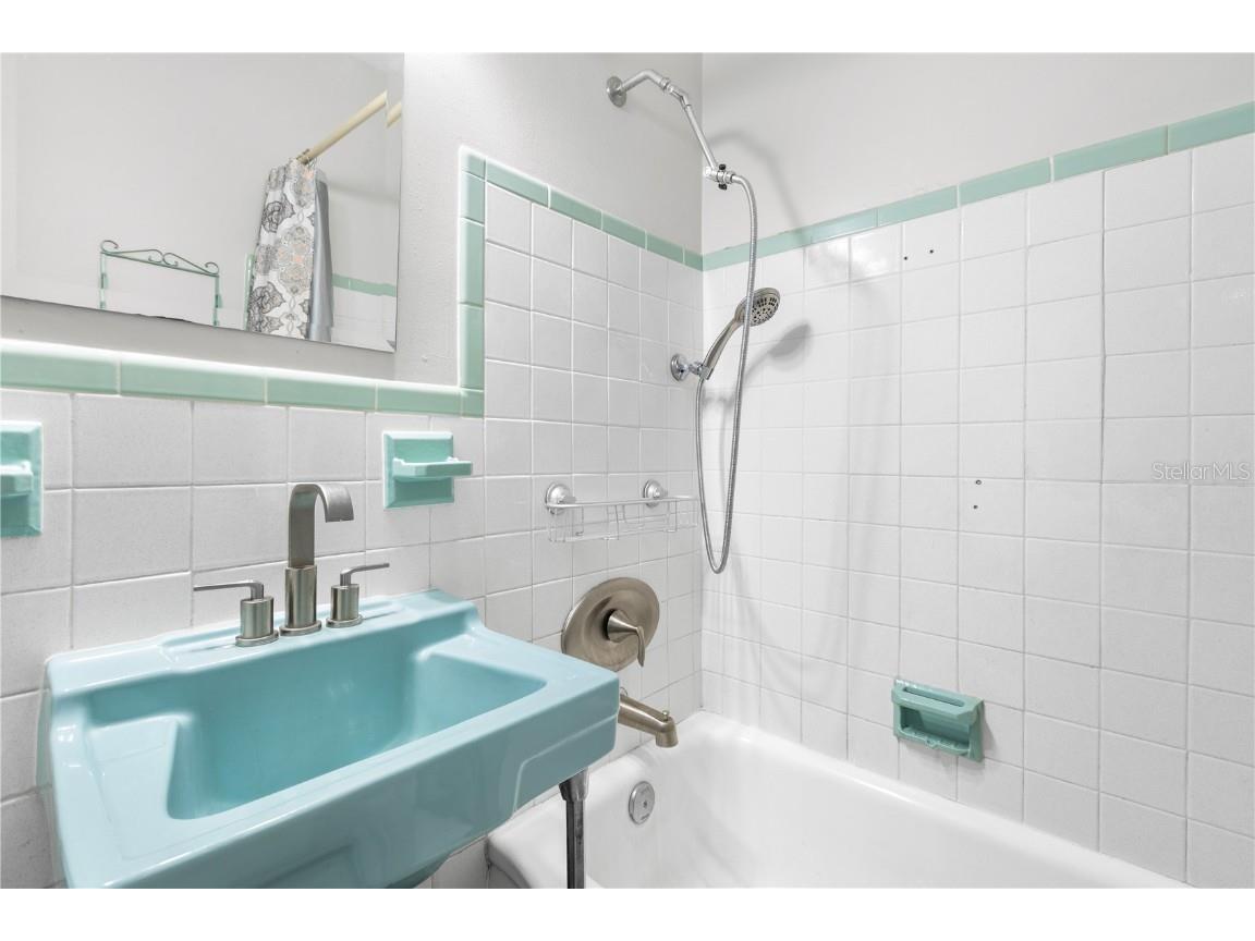 148 42nd Avenue NE Saint Petersburg FL 33703 TB8429370 image26