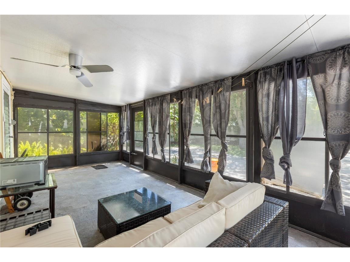 148 42nd Avenue NE Saint Petersburg FL 33703 TB8429370 image35