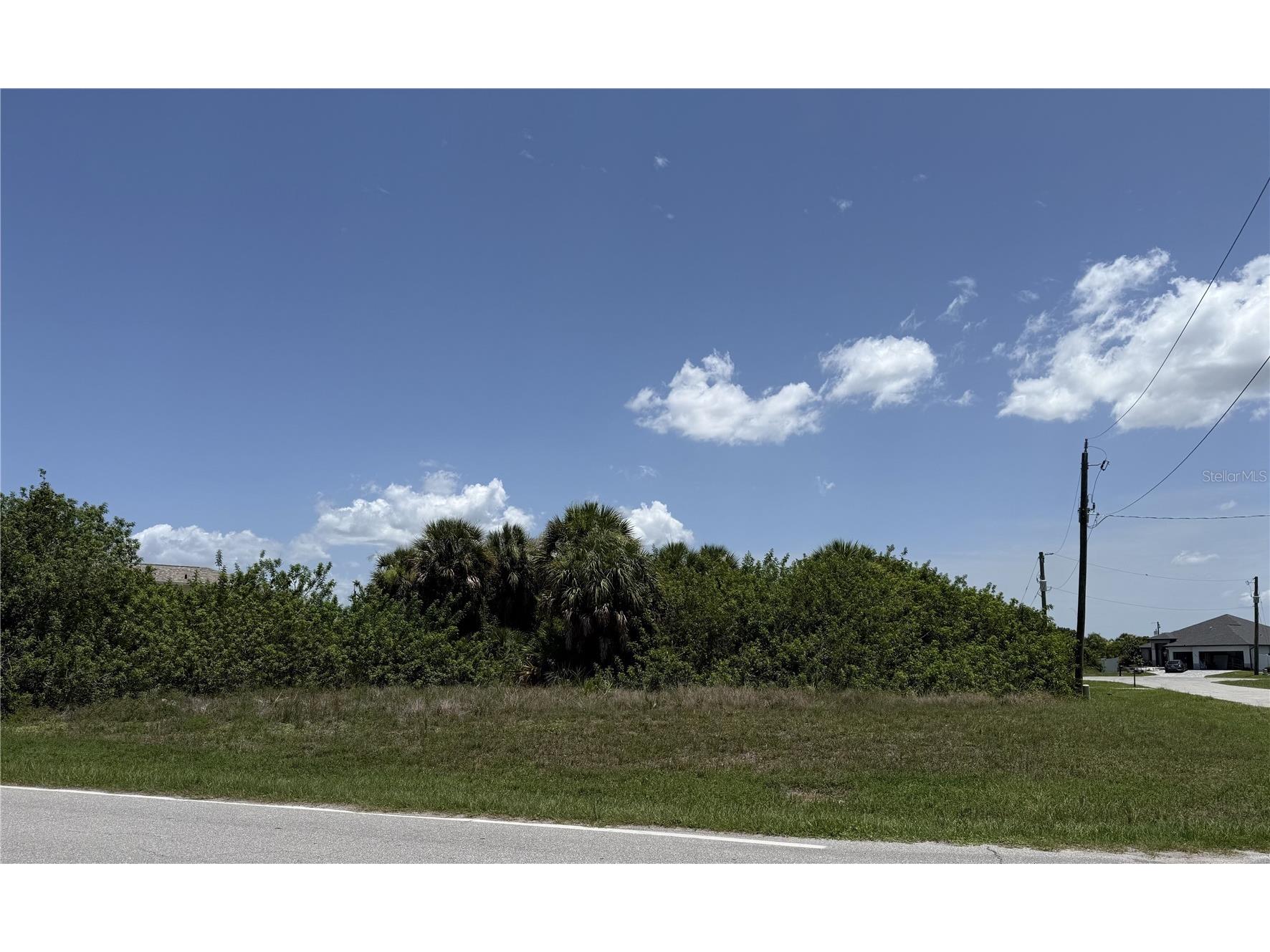 148 April Road Rotonda West FL 33947 A4700039 image1