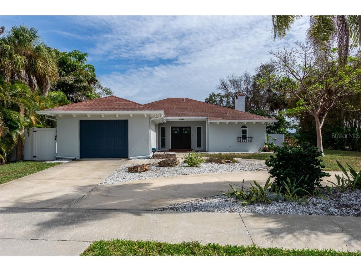 148 Cleveland Place Tarpon Springs FL 34689 U8207385 image1