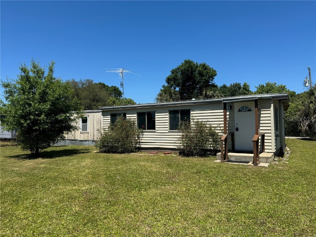 148 N 1st Street Oak Hill FL 32759 V4935724 image1
