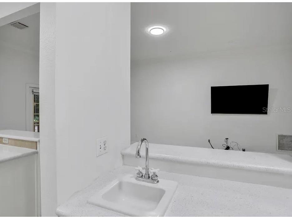 148 S Thornton Avenue Orlando FL 32801 O6410832 image17