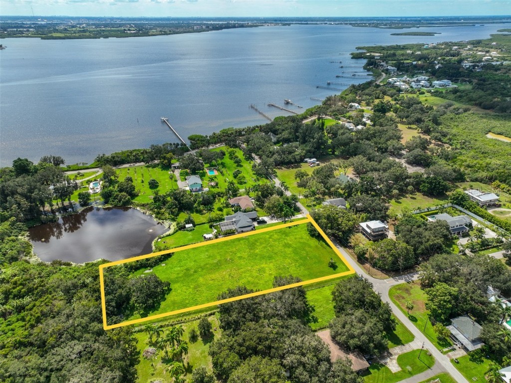 1480 Center Road Terra Ceia FL 34250 TB8311103 image6