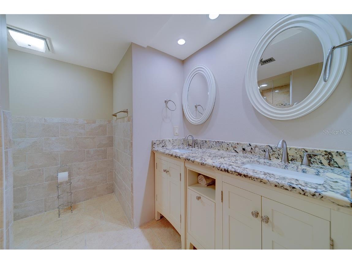 1480 Gulf Boulevard #201 Clearwater Beach FL 33767 - GULF OF MEXICO TB8459225 image38