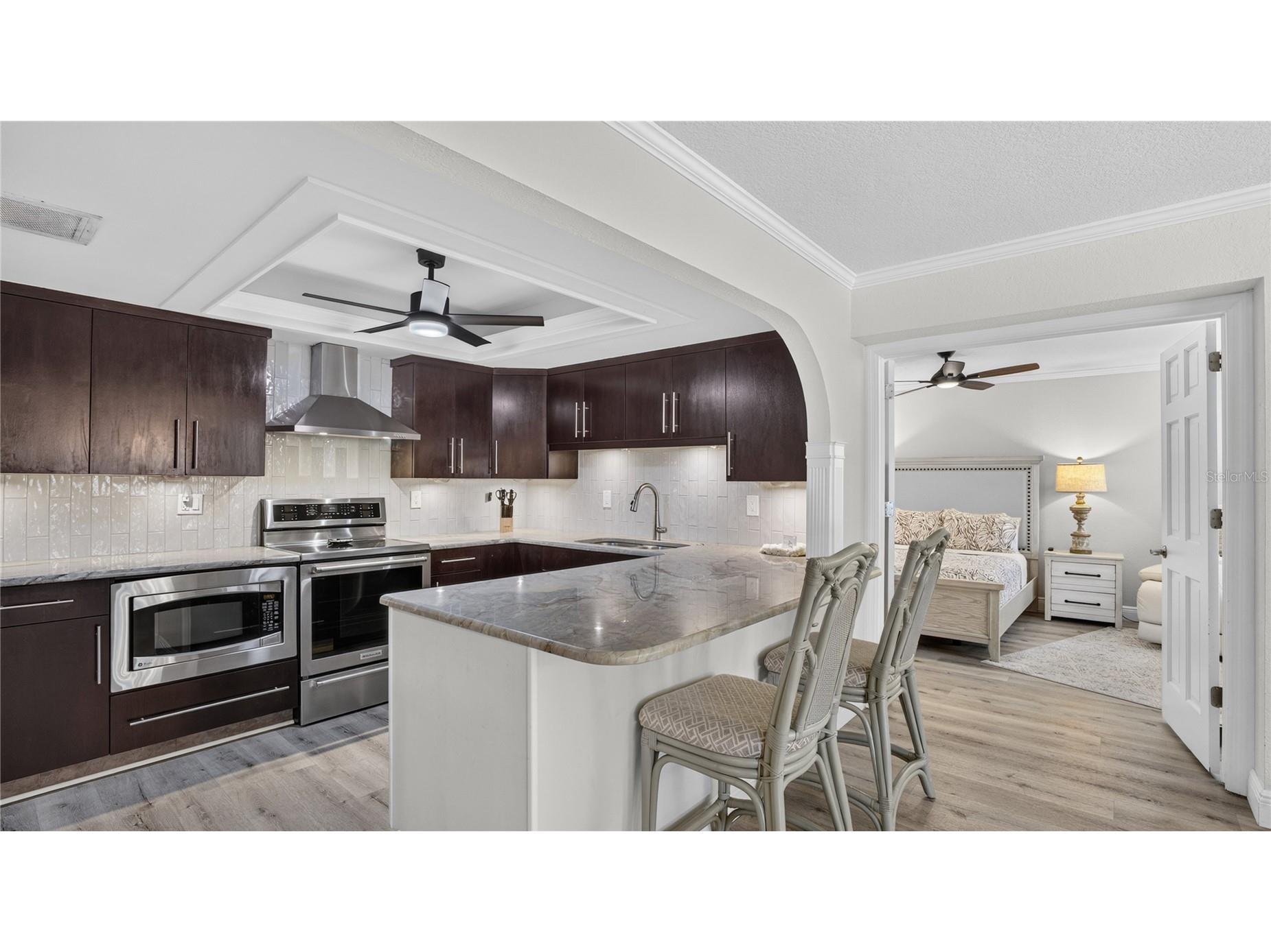 1480 Gulf Boulevard #601 Clearwater Beach FL 33767 TB8519822 image6