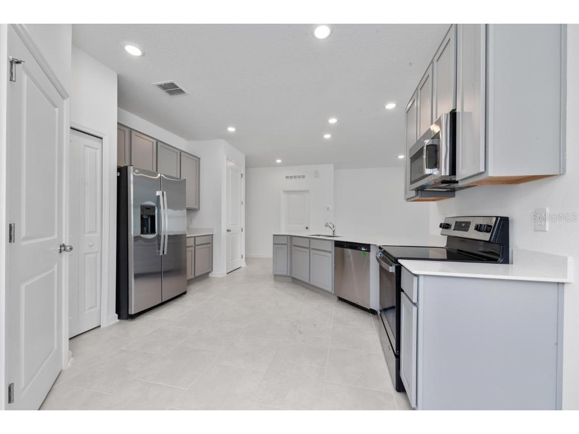 1480 Peach Creek Drive Osteen FL 32764 O6365243 image4