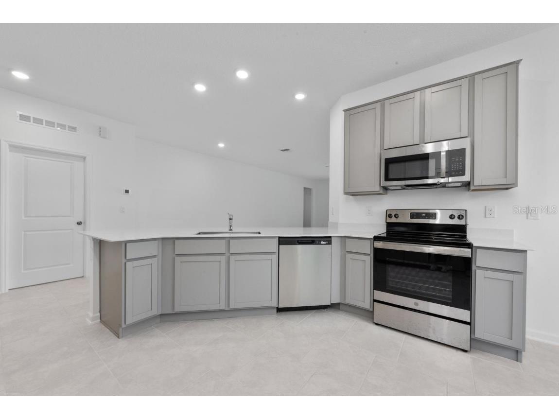 1480 Peach Creek Drive Osteen FL 32764 O6365243 image5