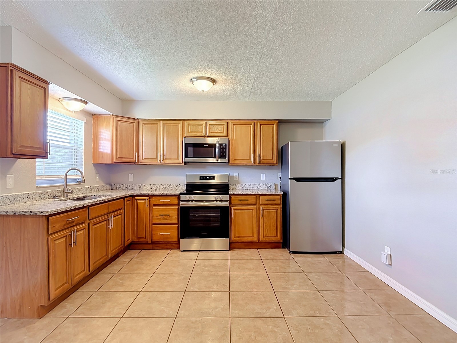 14800 11th Street Dade City FL 33523 TB8527343 image17