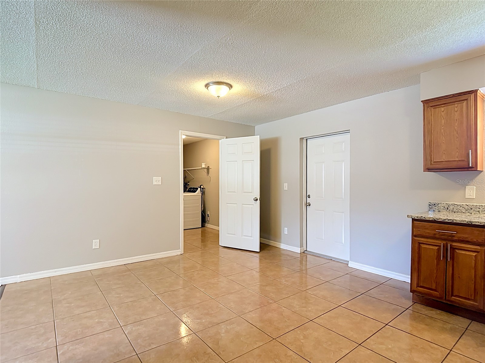 14800 11th Street Dade City FL 33523 TB8527343 image23