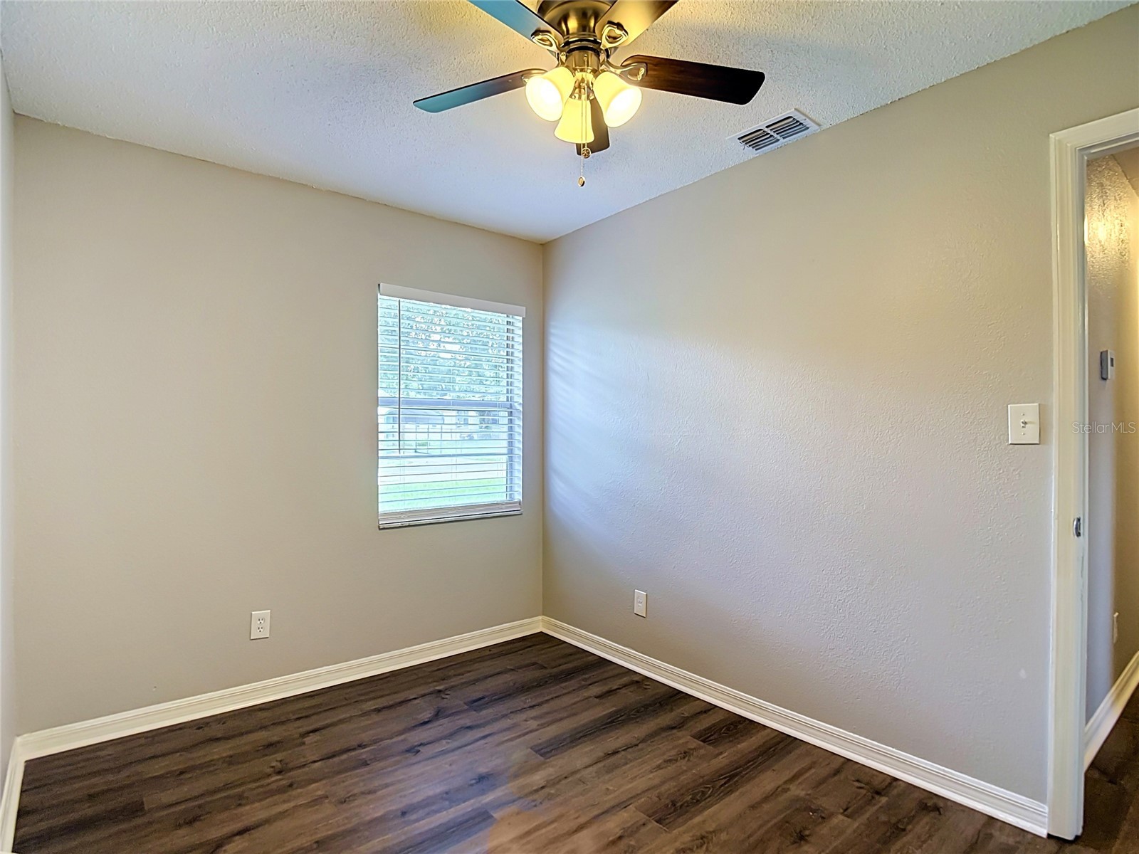 14800 11th Street Dade City FL 33523 TB8527343 image40