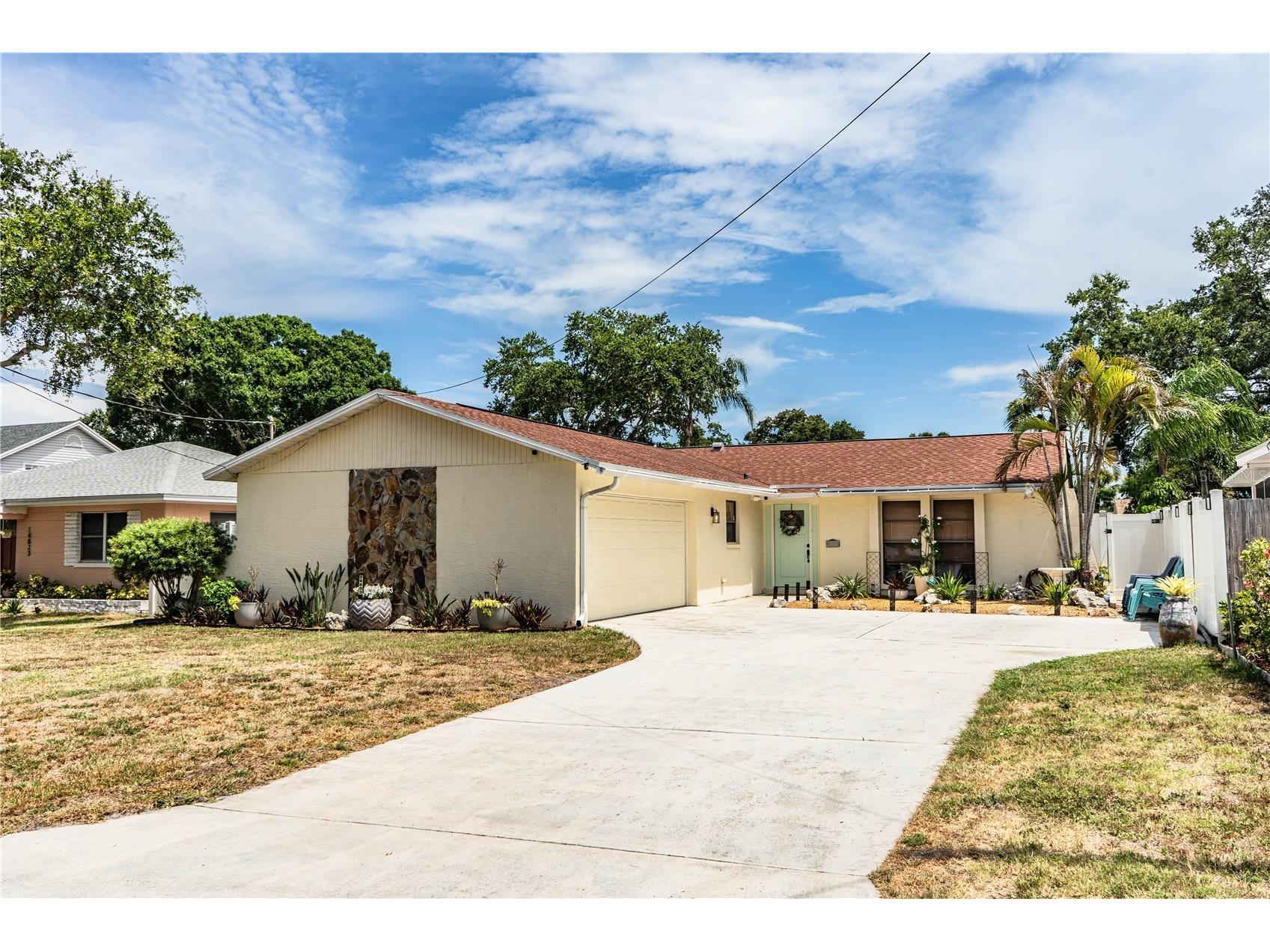 14803 Sunset Drive Largo FL 33774 L4963086 image2