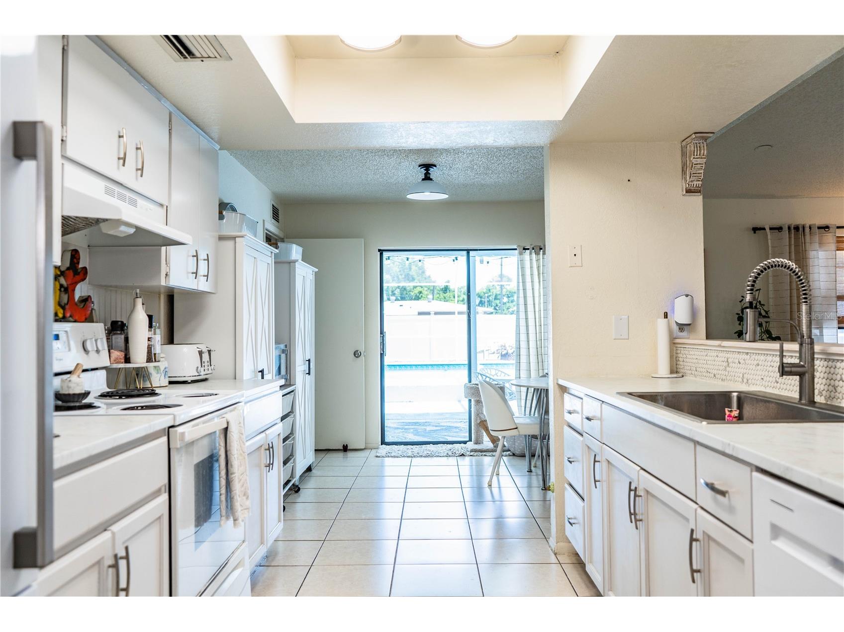 14803 Sunset Drive Largo FL 33774 L4963086 image24