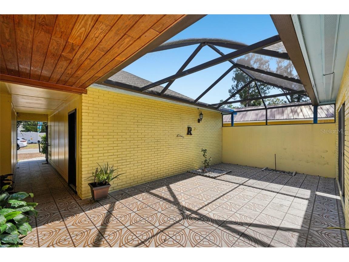 14804 Carnation Drive Tampa FL 33613 TB8438922 image23