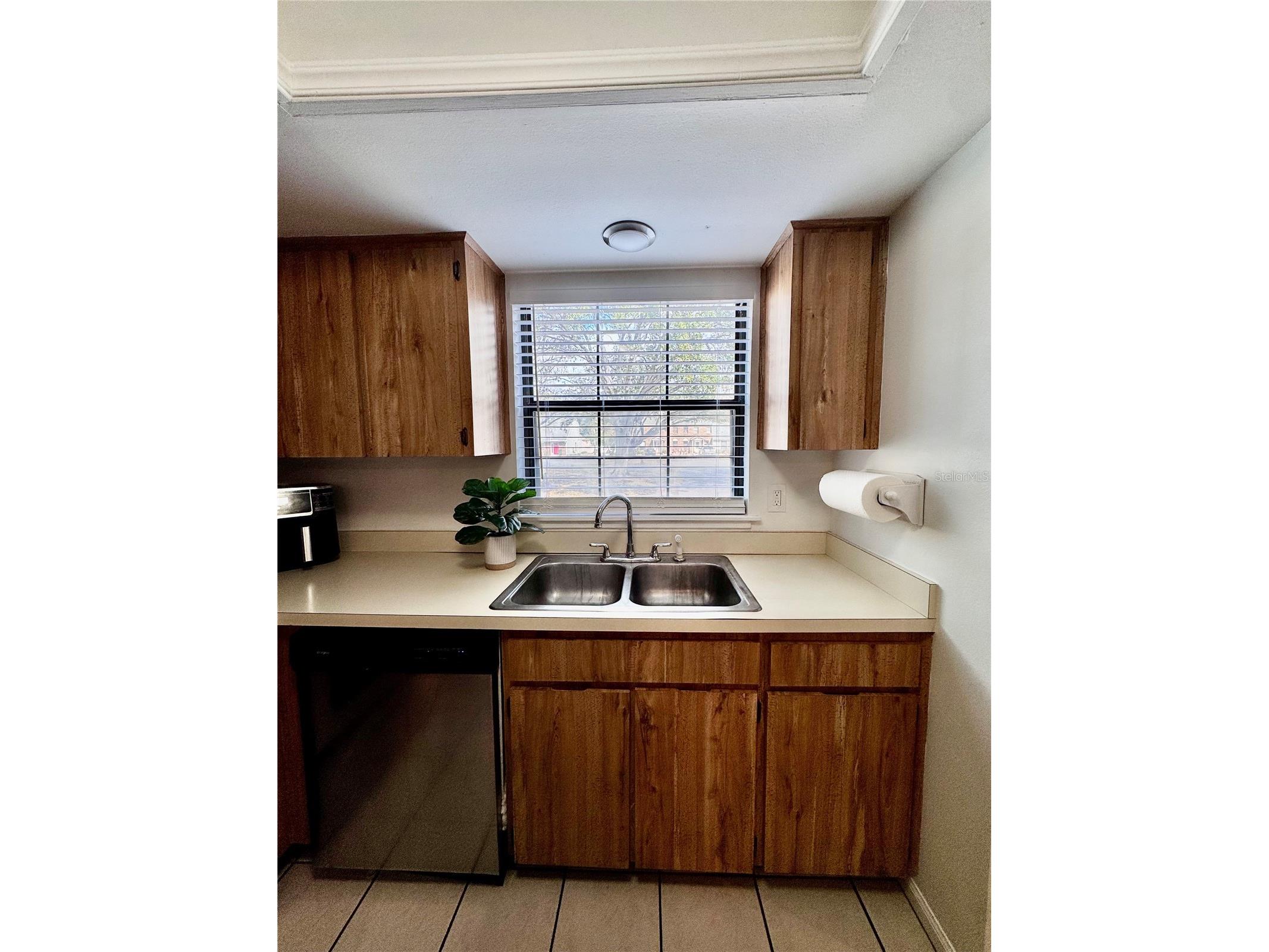 14804 Winding Creek Court Tampa FL 33613 TB8479639 image10