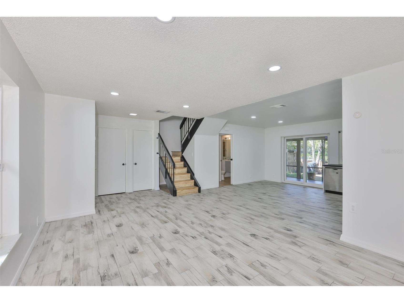 14805 Lake Forest Drive Lutz FL 33559 TB8484359 image10
