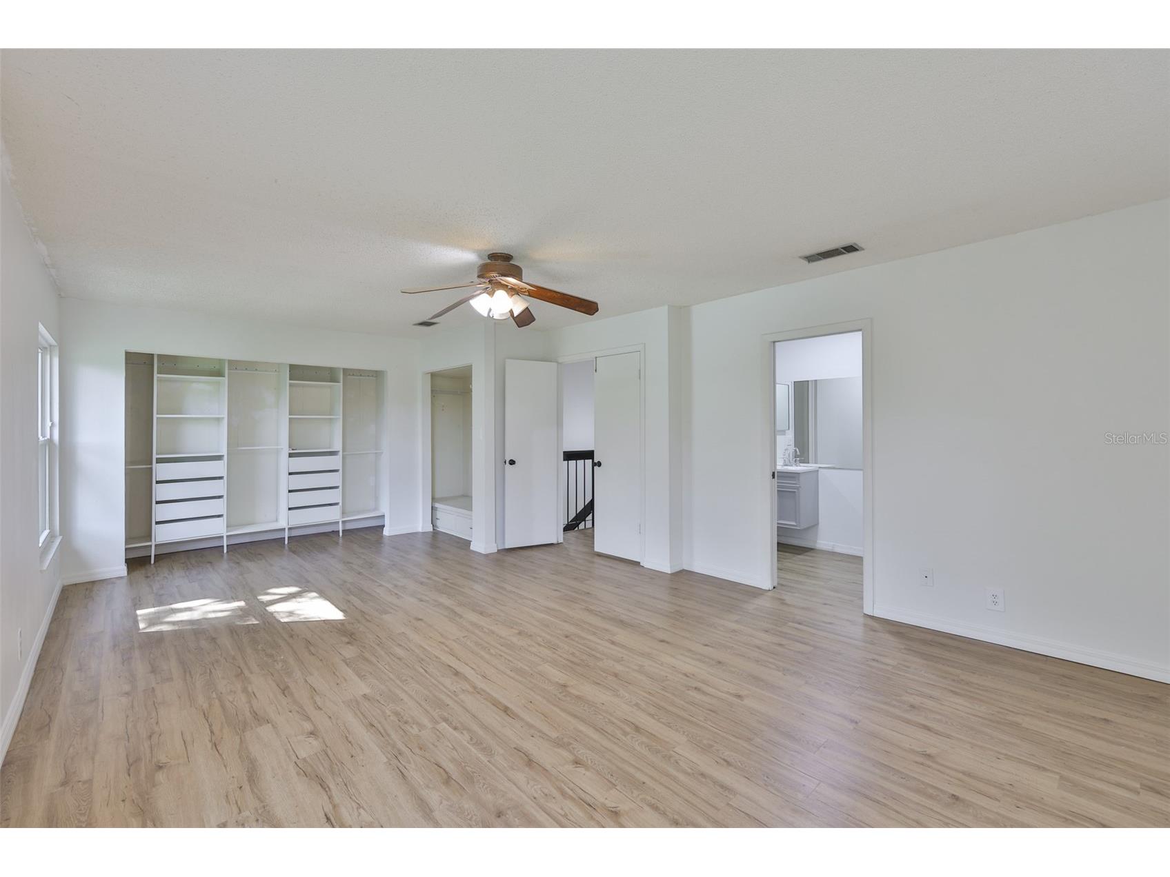14805 Lake Forest Drive Lutz FL 33559 TB8484359 image21