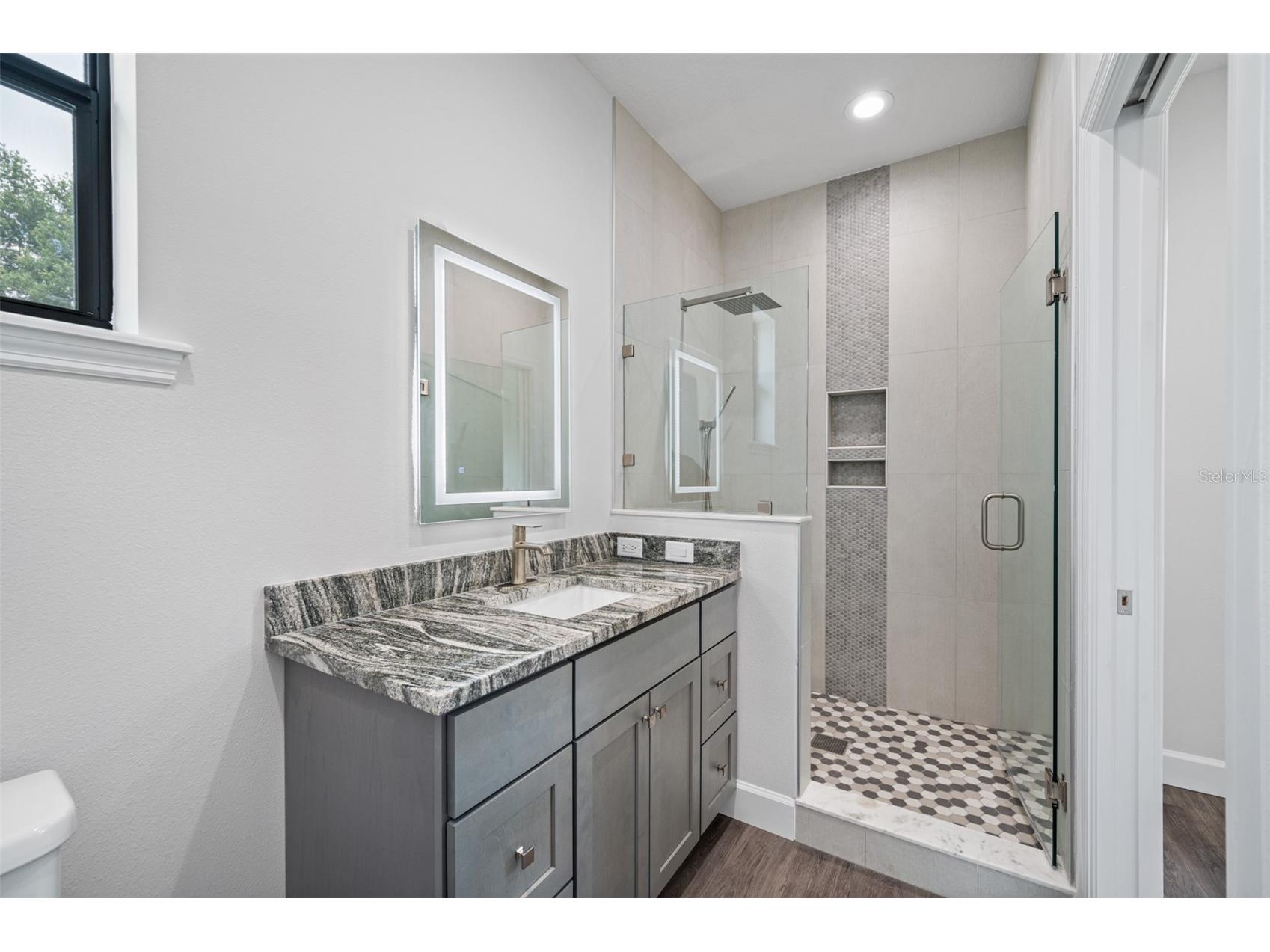 14808 Lake Magdalene Circle Tampa FL 33613 TB8425409 image21