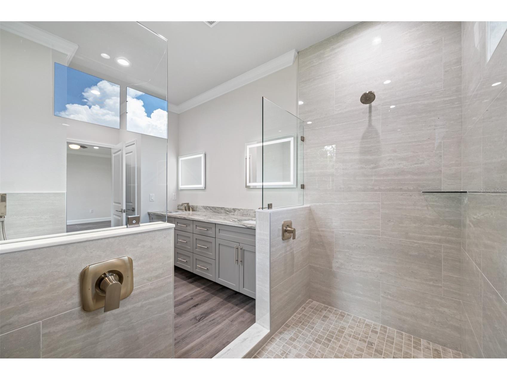 14808 Lake Magdalene Circle Tampa FL 33613 TB8425409 image25