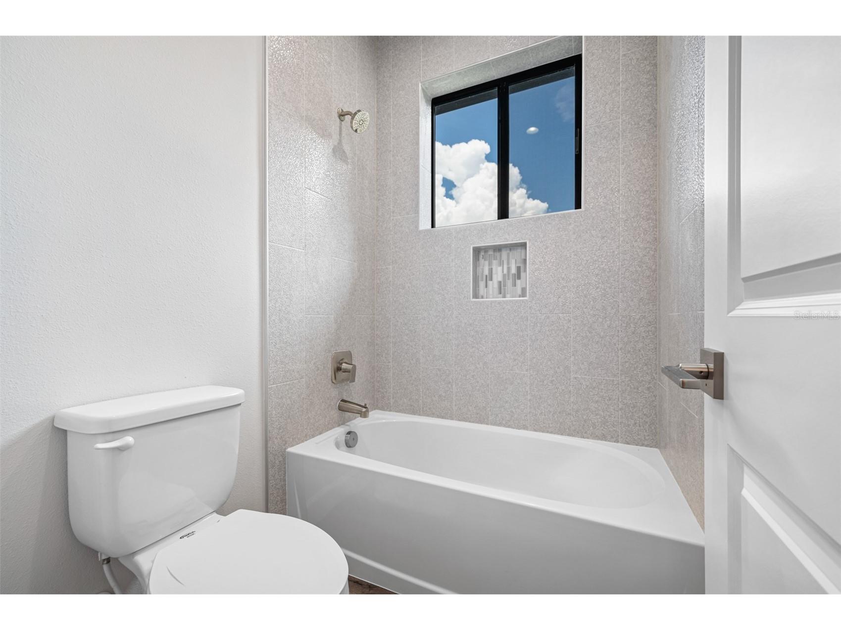 14808 Lake Magdalene Circle Tampa FL 33613 TB8425409 image27