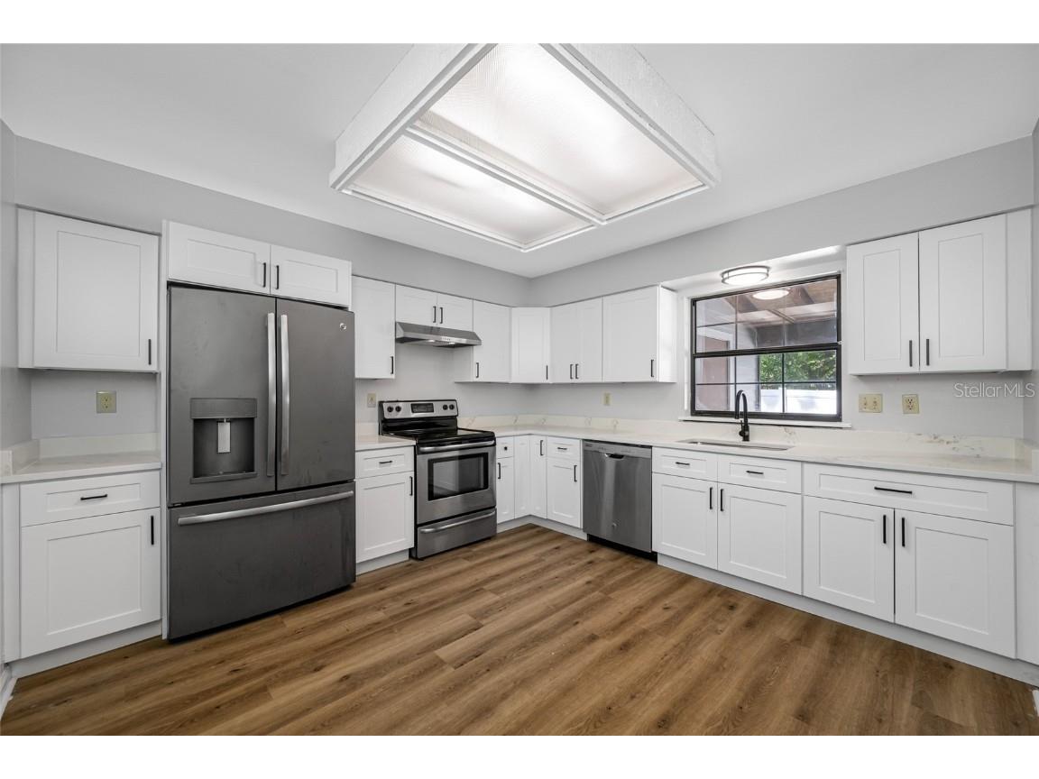 14809 Winding Creek Court Tampa FL 33613 TB8439334 image13