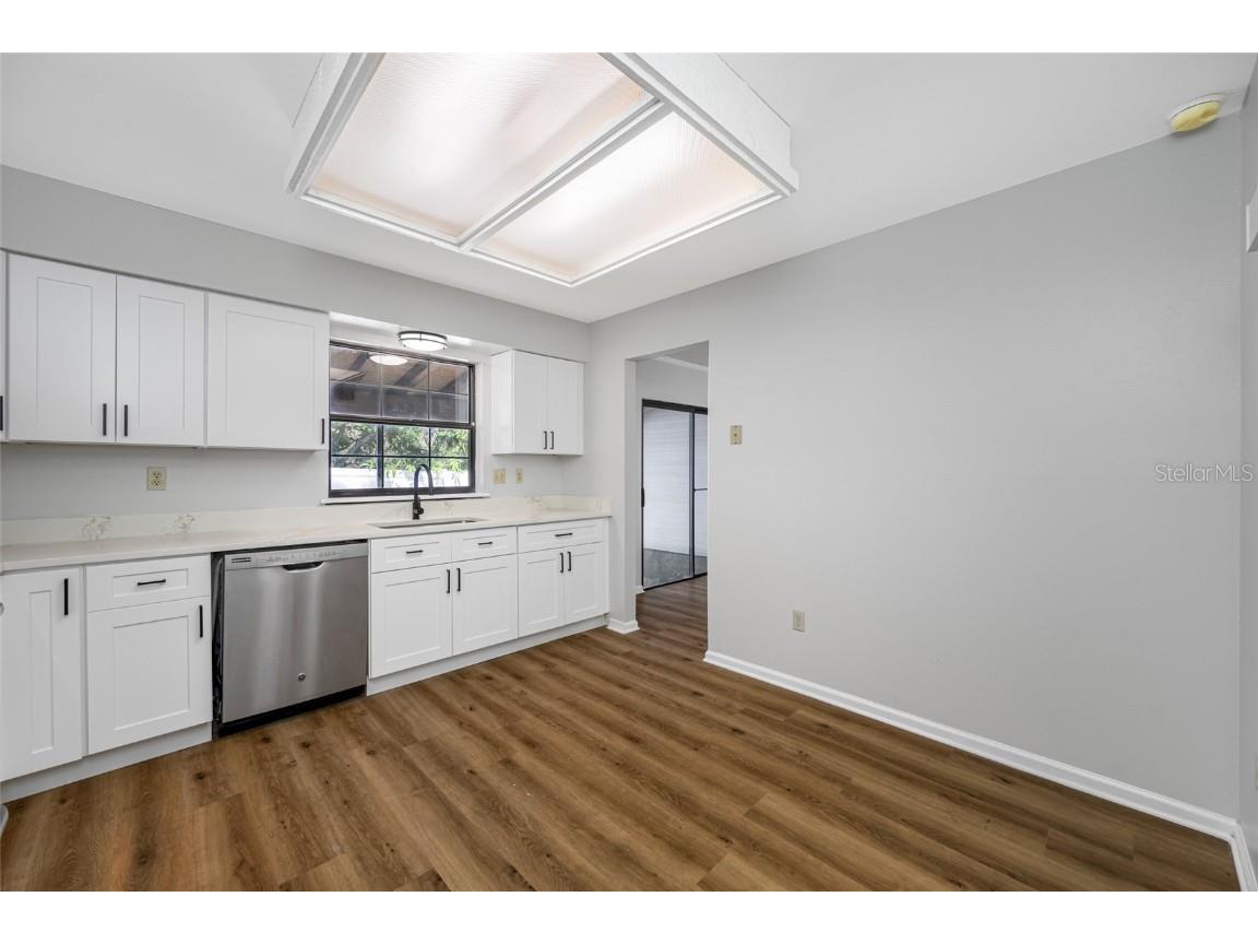 14809 Winding Creek Court Tampa FL 33613 TB8439334 image15