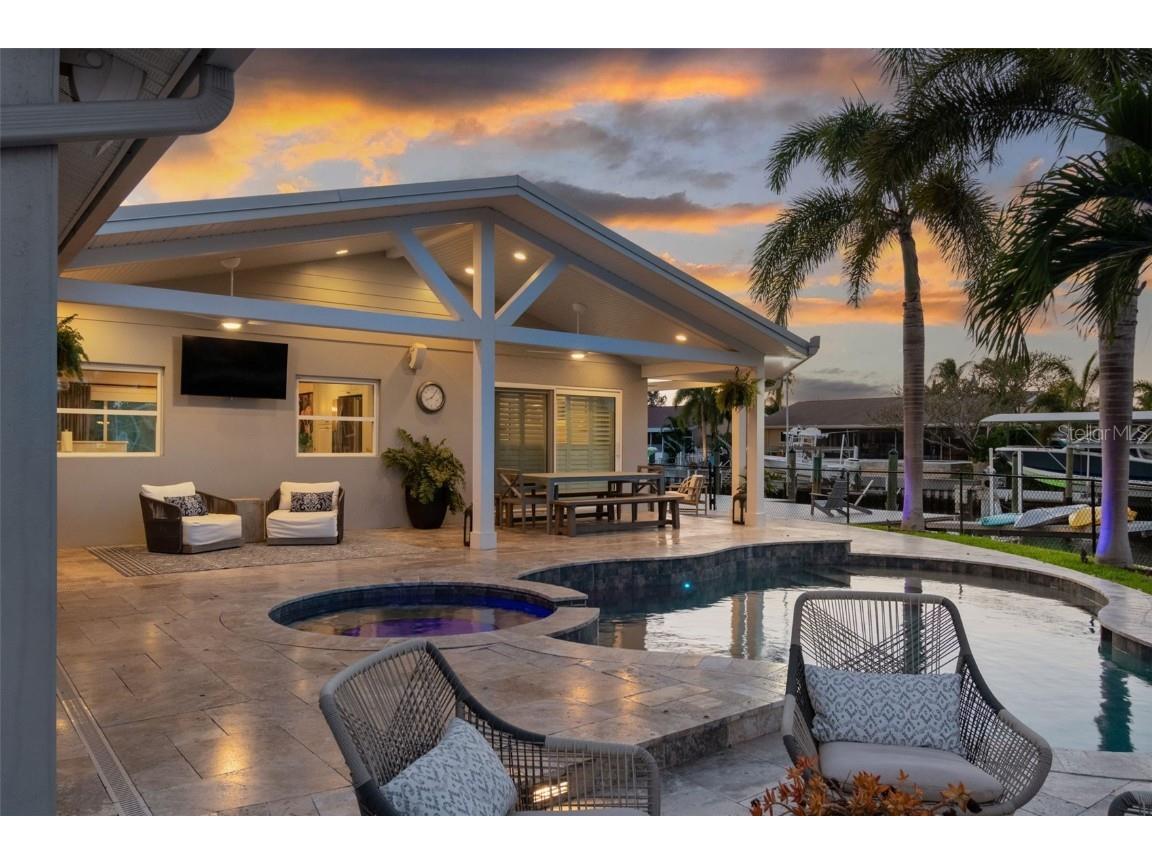 1481 49th Avenue NE Saint Petersburg FL 33703 - TAMPA BAY U8196996 image1