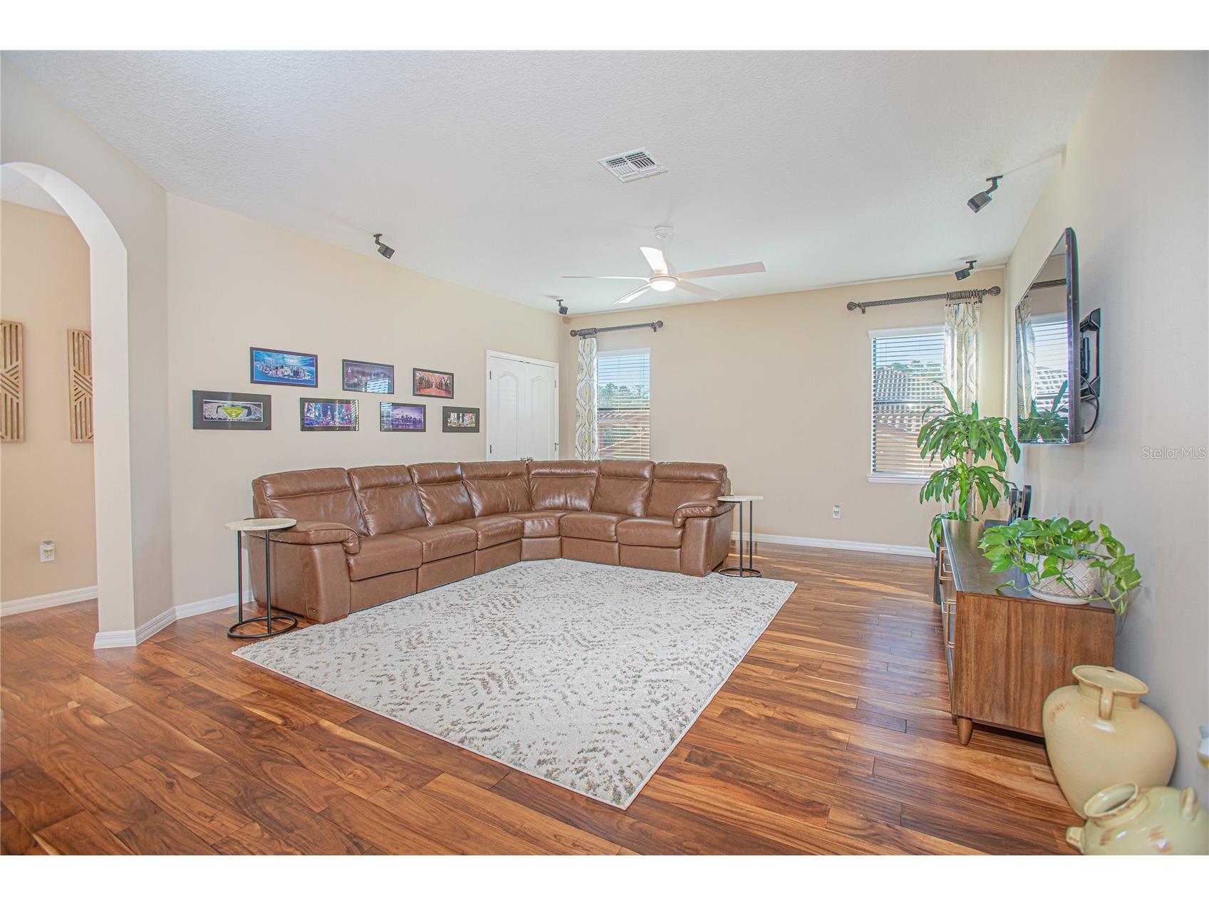 1481 Calm Waters Court Saint Cloud FL 34771 O6410402 image21