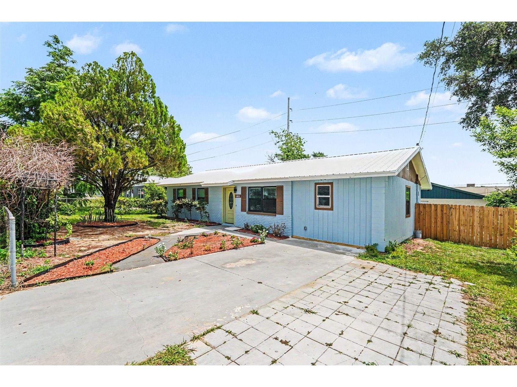 14814 11th Street Dade City FL 33523 TB8466947 image1