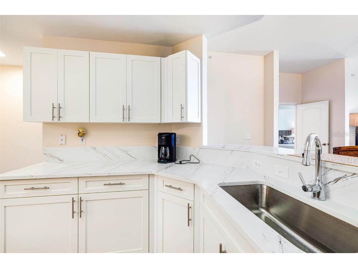 14815 Laguna Drive #702 Fort Myers FL 33908 - CALOOSHATCHEE RIVER C7519899 image13