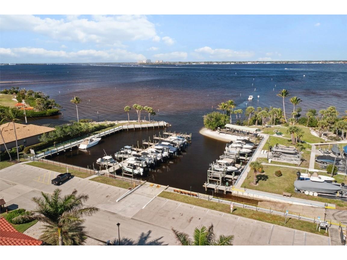 14815 Laguna Drive #702 Fort Myers FL 33908 - CALOOSHATCHEE RIVER C7519899 image3