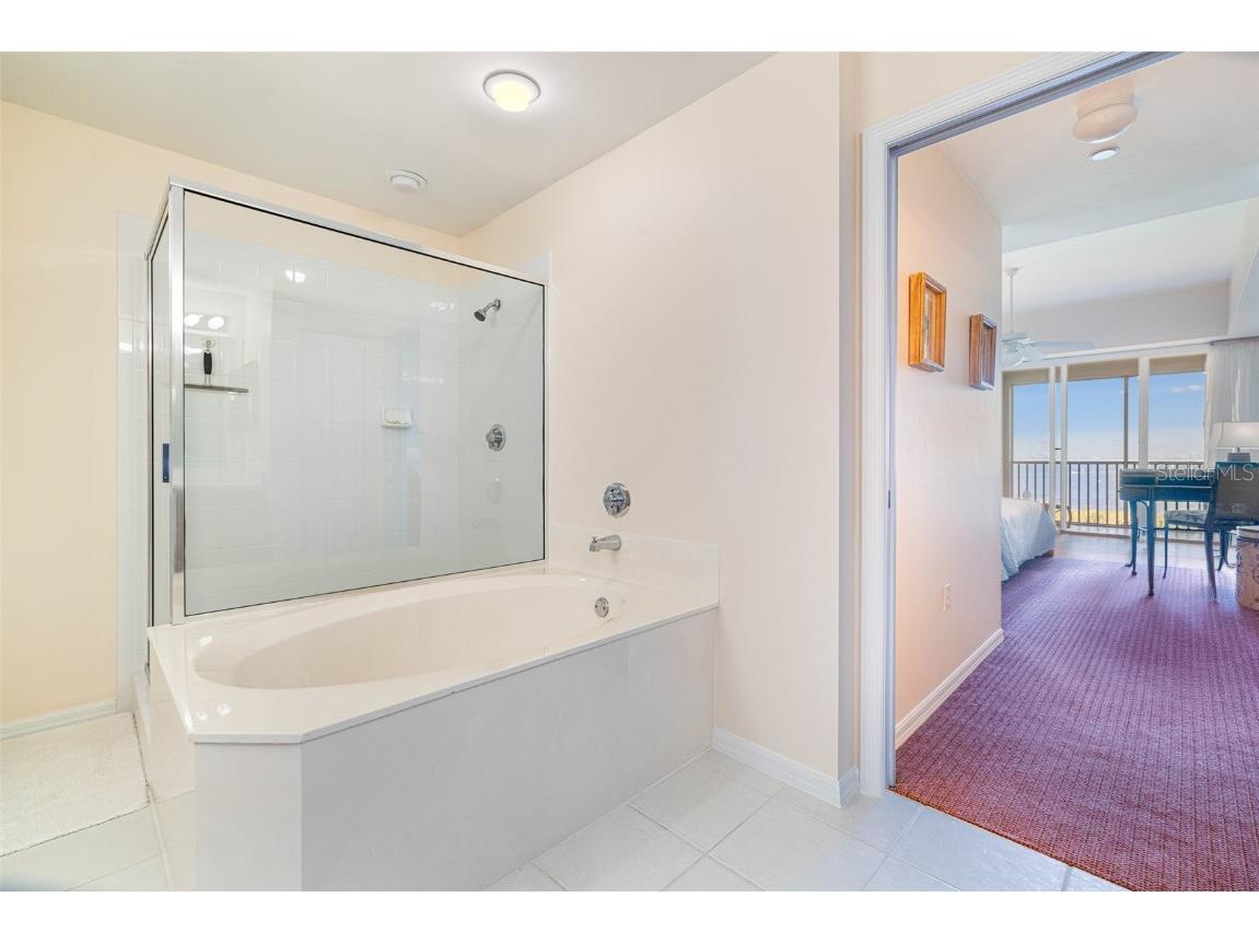 14815 Laguna Drive #702 Fort Myers FL 33908 - CALOOSHATCHEE RIVER C7519899 image31