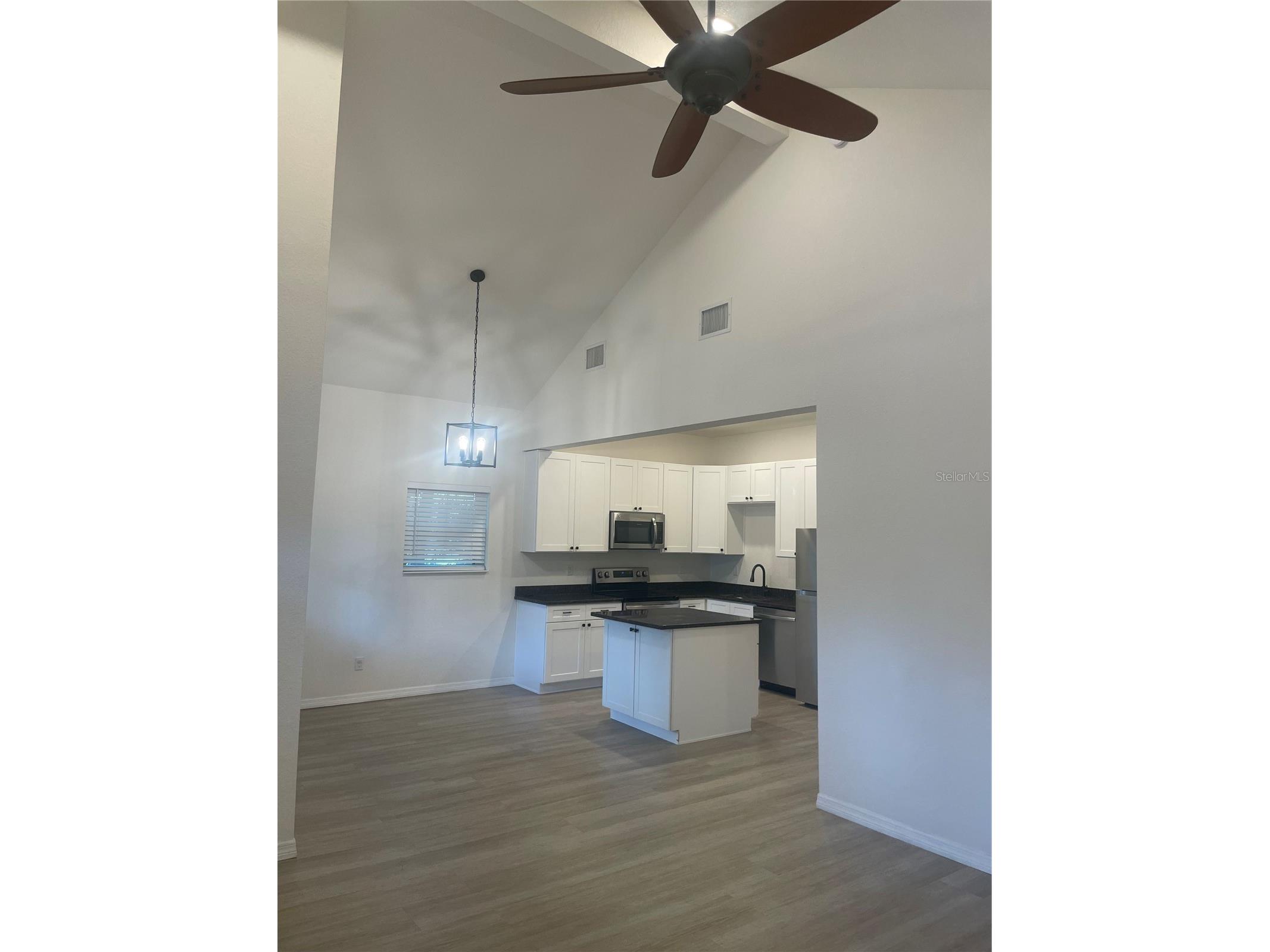 1482 Cleveland Street Clearwater FL 33755 TB8500461 image20