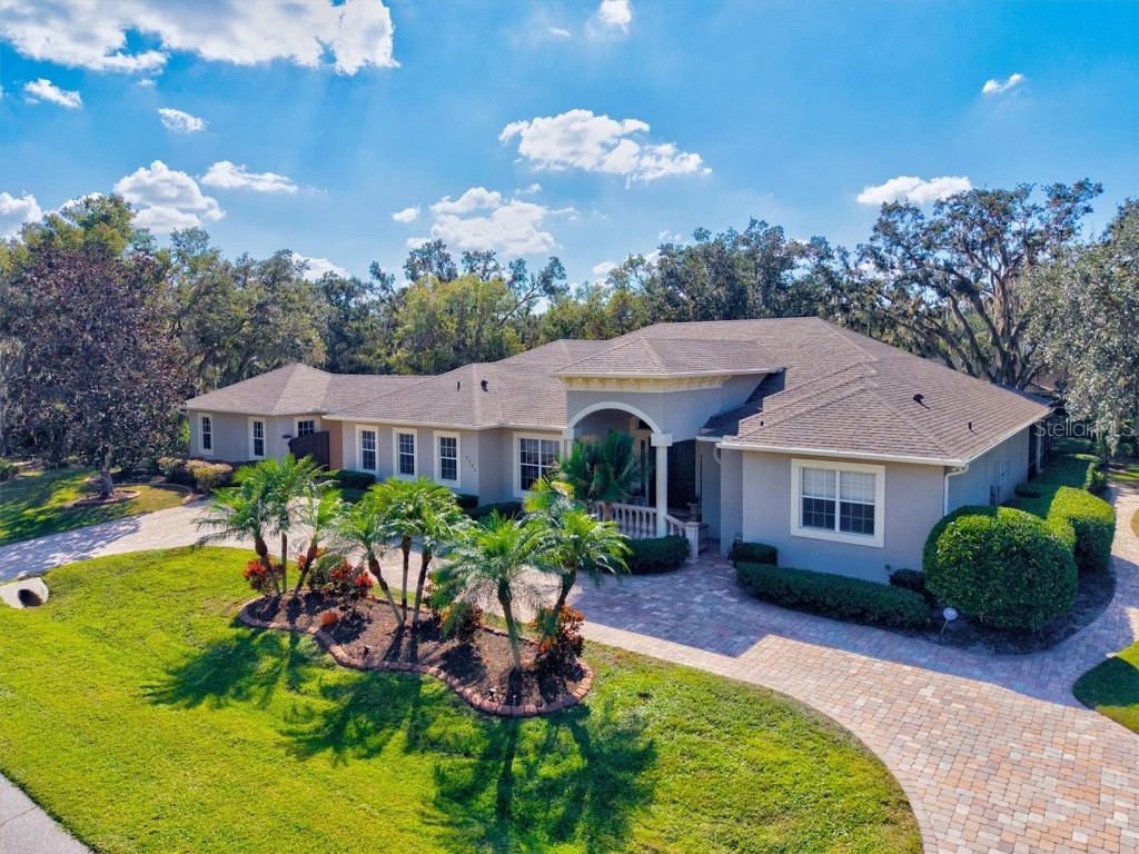 1482 Kingsdown Drive Sarasota FL 34240 A4674078 image1