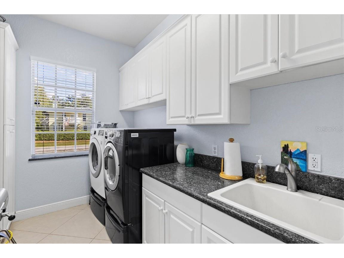 1482 Kingsdown Drive Sarasota FL 34240 A4674078 image32