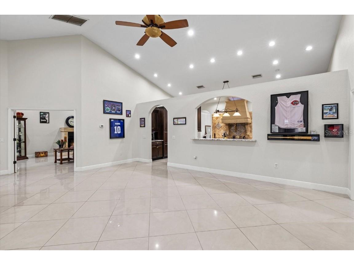 1482 Kingsdown Drive Sarasota FL 34240 A4674078 image38