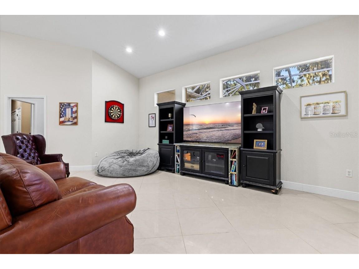 1482 Kingsdown Drive Sarasota FL 34240 A4674078 image41