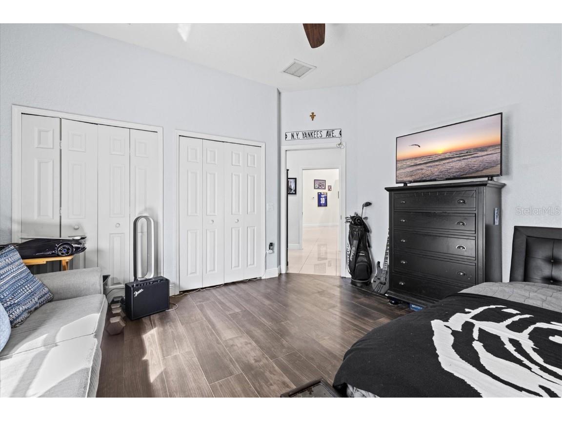 1482 Kingsdown Drive Sarasota FL 34240 A4674078 image50