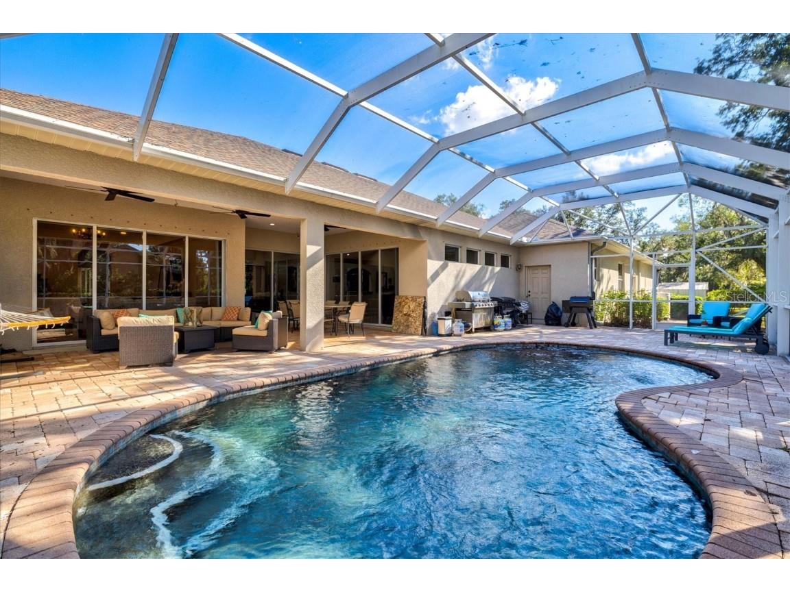 1482 Kingsdown Drive Sarasota FL 34240 A4674078 image61