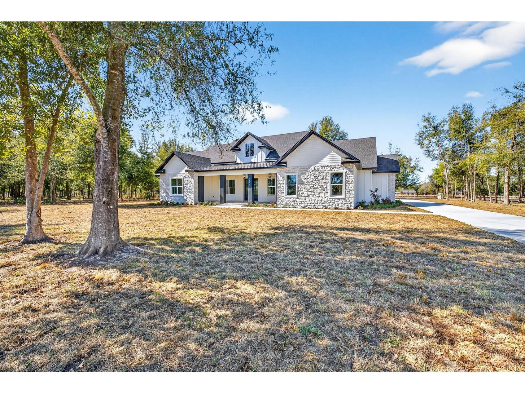 14823 Crimson Oaks Trail Dade City FL 33525 TB8476023 image2