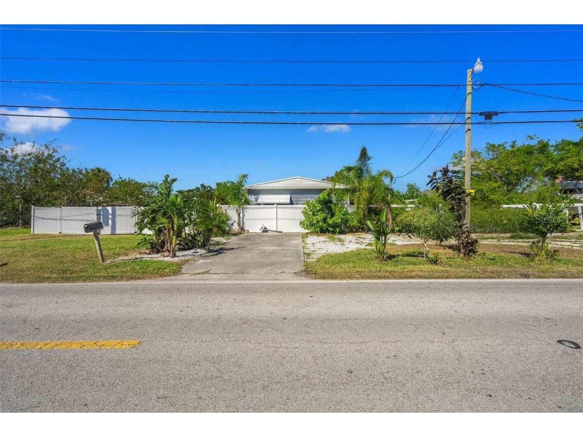 14825 Old Dixie Highway Hudson FL 34667 W7869497 image1