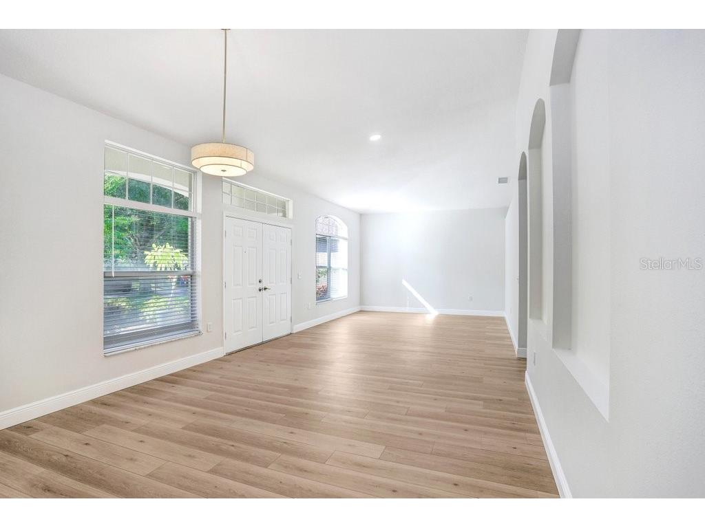 14826 Heronglen Drive Lithia FL 33547 TB8414641 image2