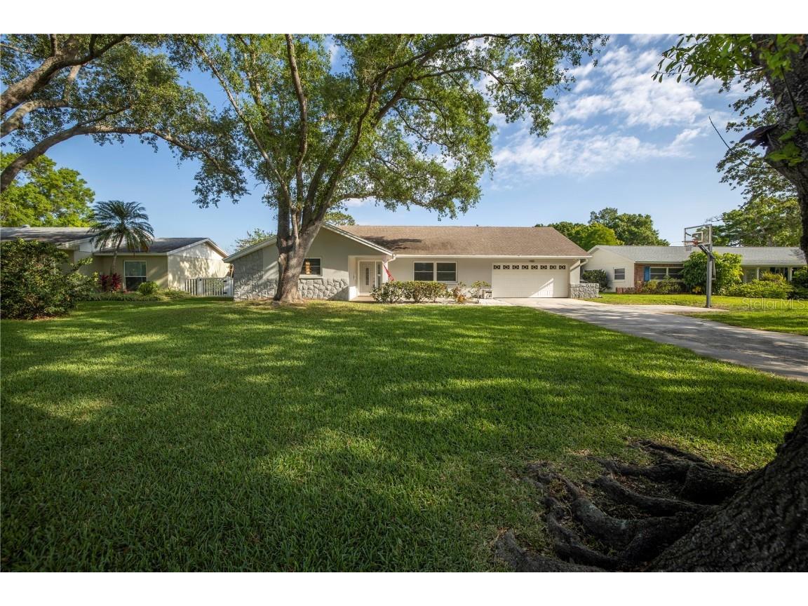 1485 54th Avenue NE Saint Petersburg FL 33703 U8195679 image1