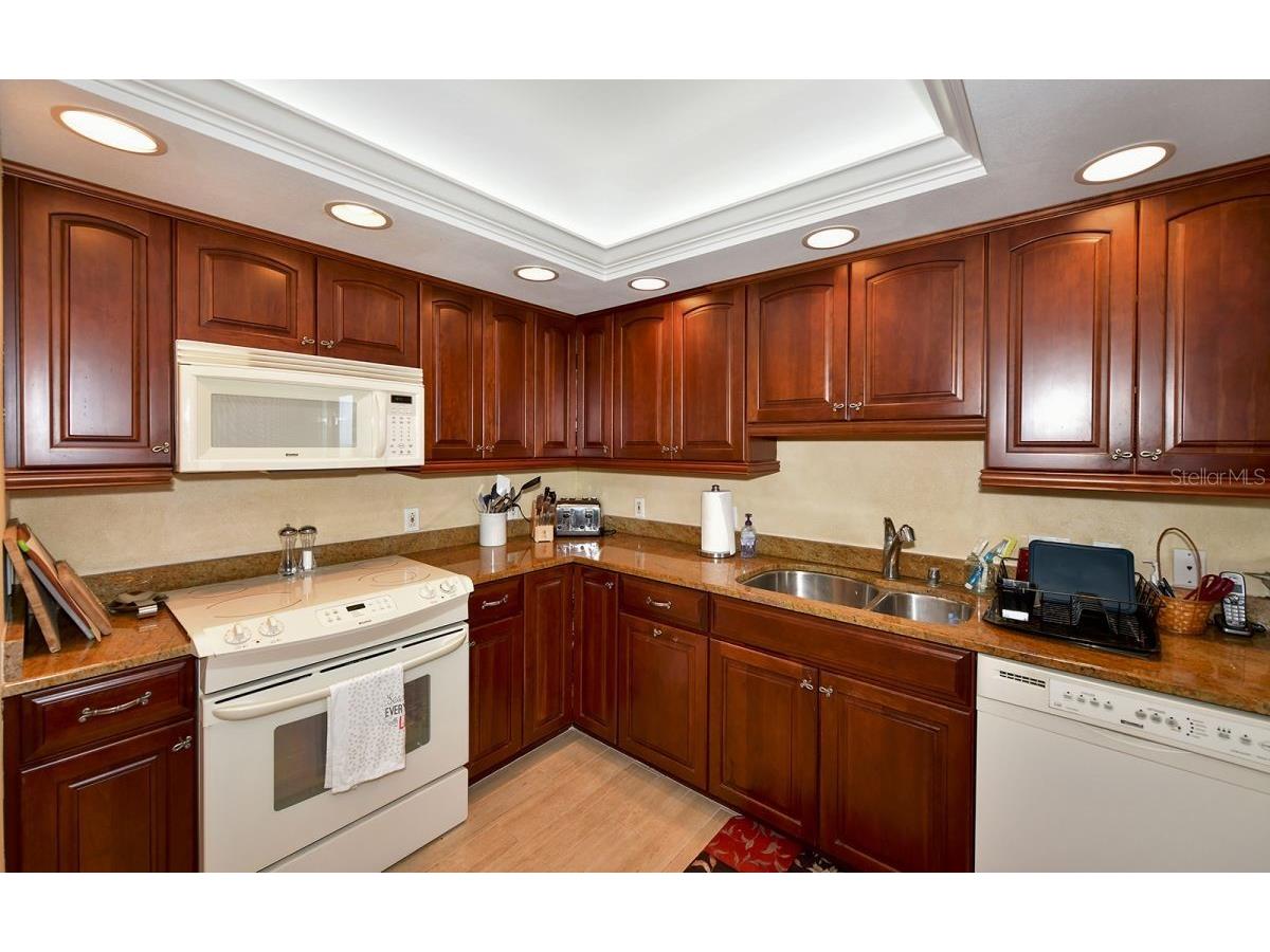 1485 Gulf Of Mexico Drive #109 Longboat Key FL 34228 A4548403 image24