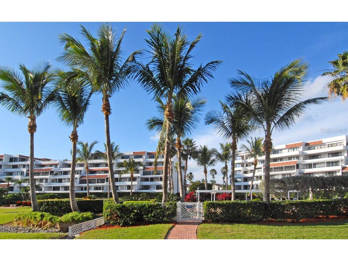 1485 Gulf Of Mexico Drive #109 Longboat Key FL 34228 A4548403 image4