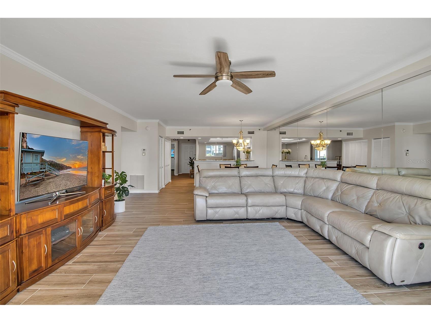 1485 Gulf Of Mexico Drive #303 Longboat Key FL 34228 - GULF OF MEXICO A4679674 image13