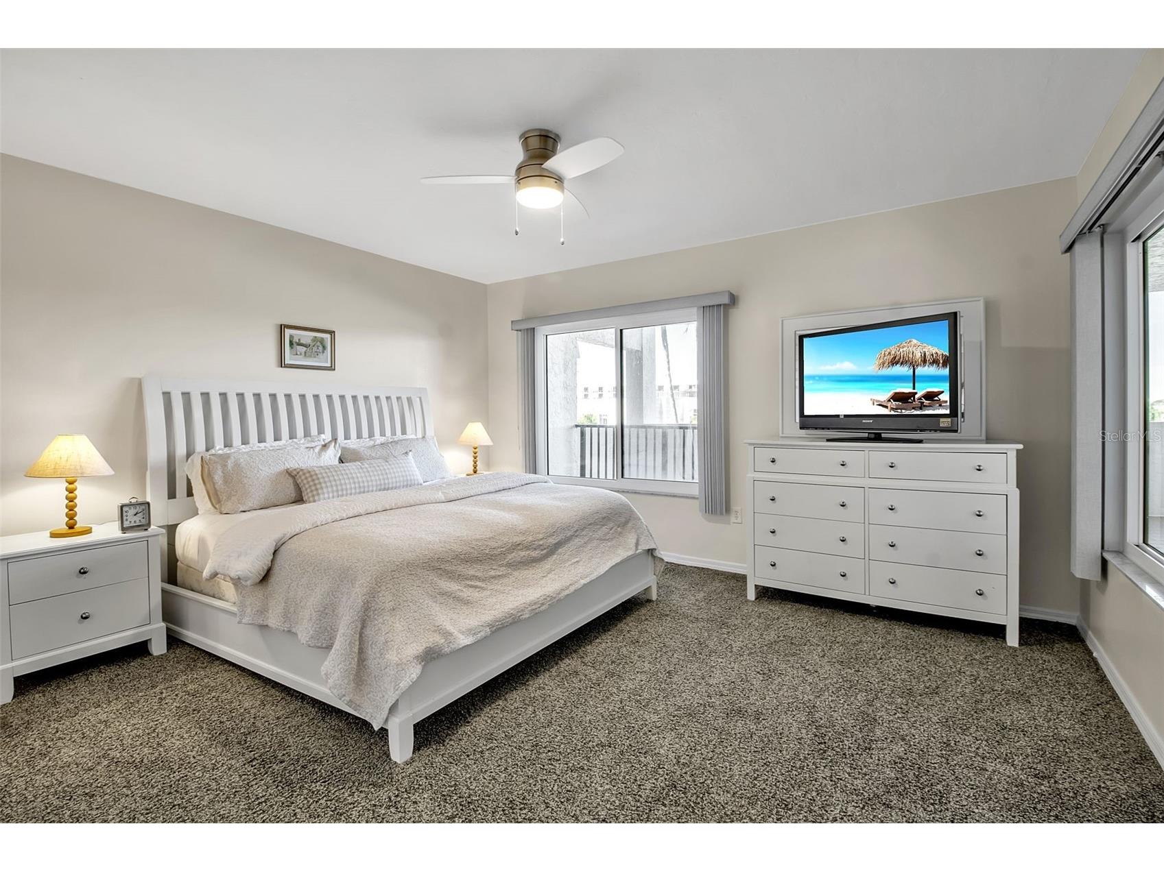 1485 Gulf Of Mexico Drive #303 Longboat Key FL 34228 - GULF OF MEXICO A4679674 image17