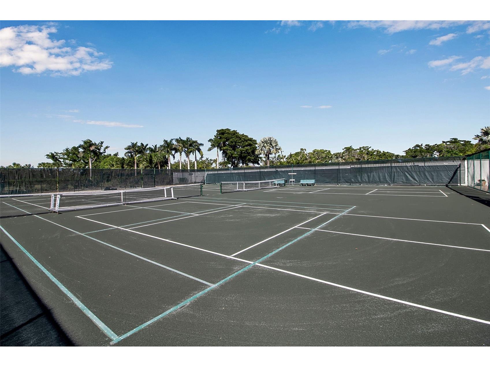 1485 Gulf Of Mexico Drive #303 Longboat Key FL 34228 - GULF OF MEXICO A4679674 image36