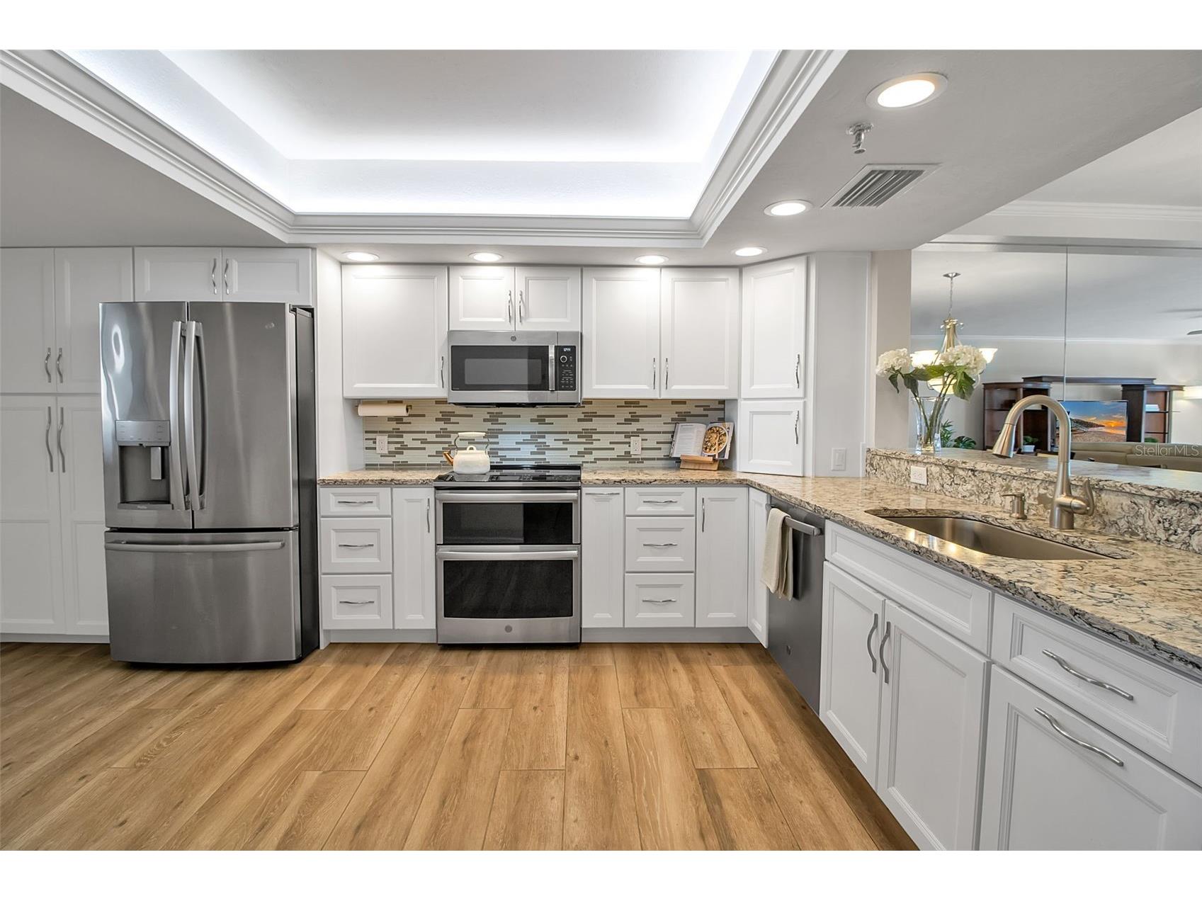 1485 Gulf Of Mexico Drive #303 Longboat Key FL 34228 - GULF OF MEXICO A4679674 image6